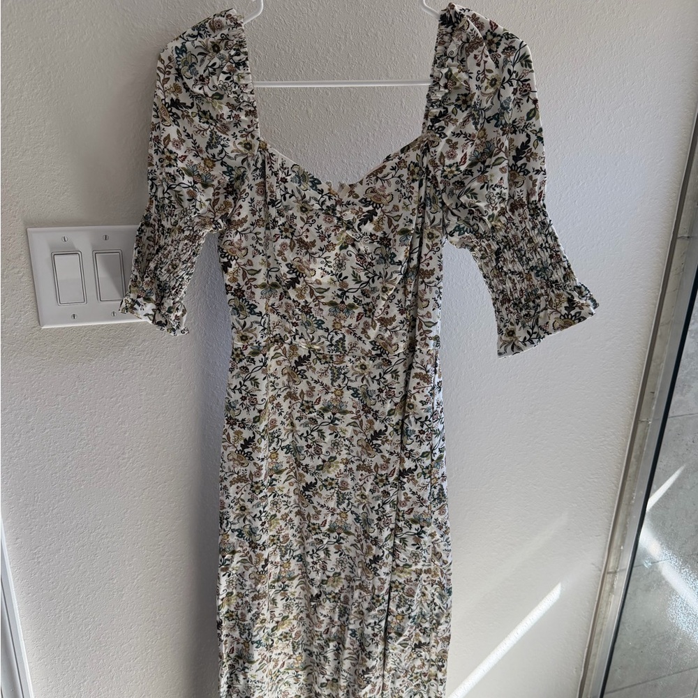 Francesca's Collections Floral Midi Dress
